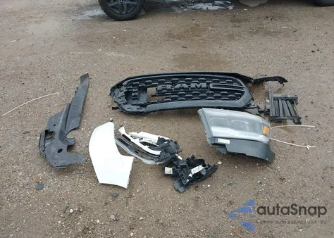 2023 Ram 1500 Lone Star 4X4 5'7 Box z USA, uszkodzony, nr VIN 1C6SRFFT1PN524944